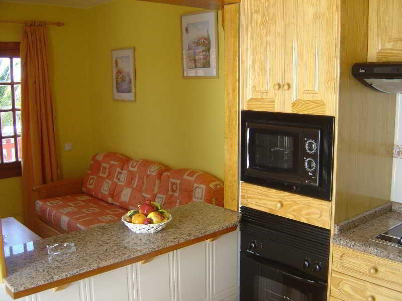 Apartamentos Castillo Beach Caleta de Fuste Extérieur photo